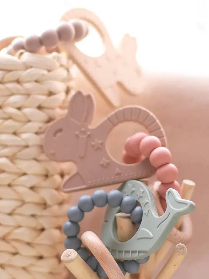 Hval Rangle Bidering Silikone og Bøgetræ for engroshandel hos Three Hearts & Co./EMO & CO.