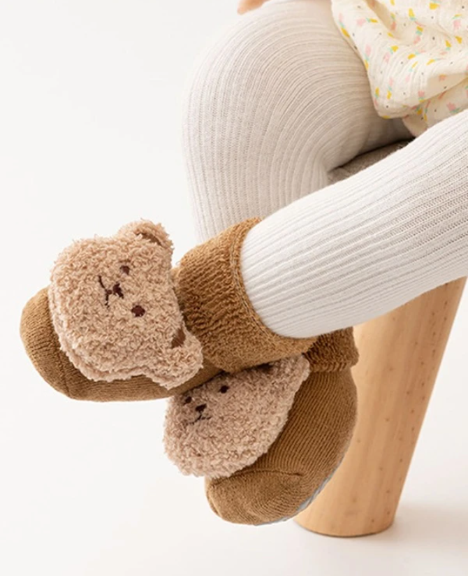 Miss Q Baby - Vente Chaussettes – bébé - 4 paires de chaussettes antidérapantes pour bébé en apprentissage de la marche1