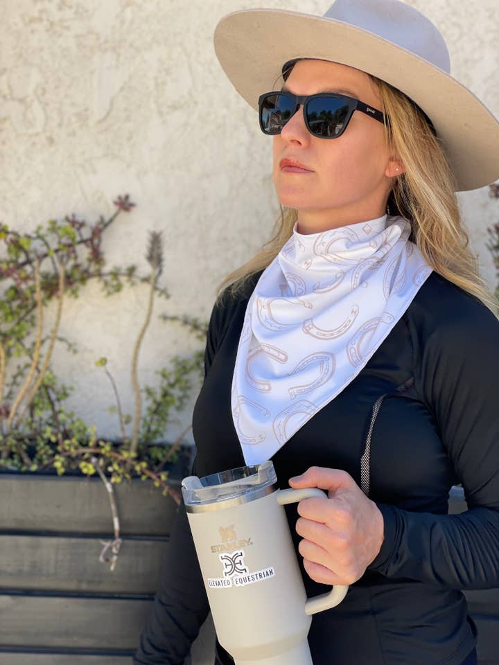 Bandana Magnética com estampa de sapato de cavalo grande por atacado de Elevated Equestrian