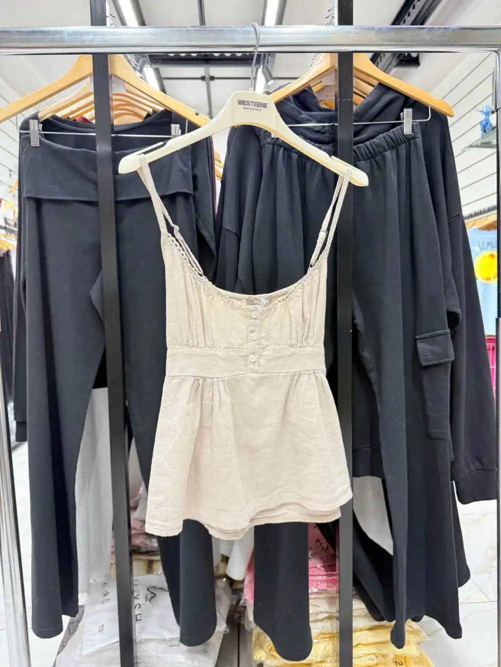 Chilli Girl Collection - Wholesale Tank Top - Women's - Camisole linen top with lace at the back3