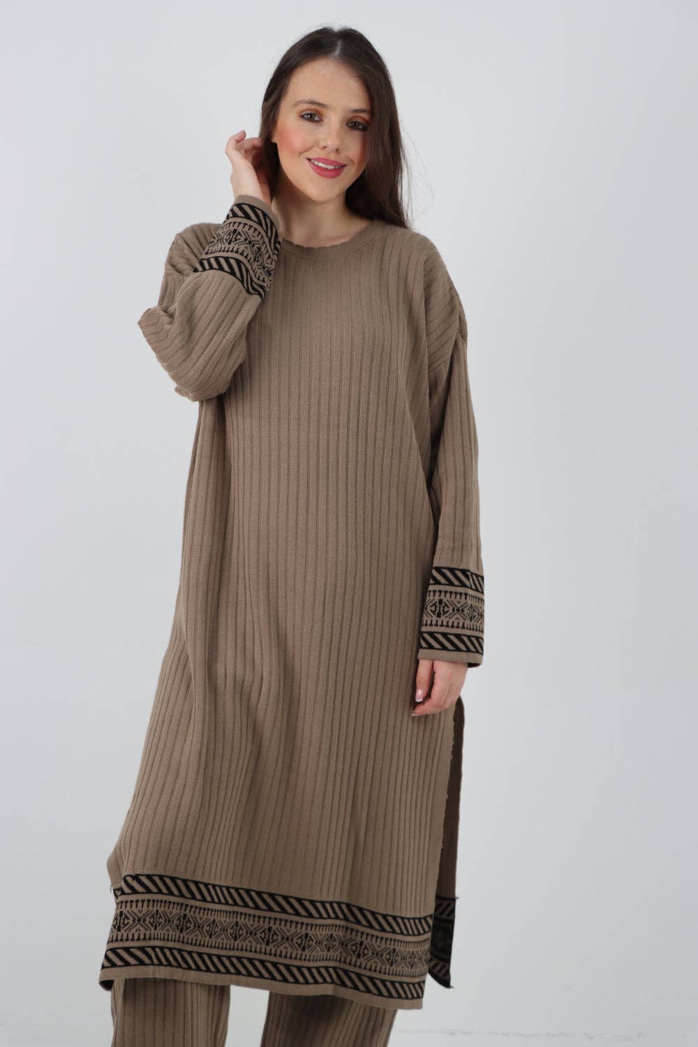 Miss Bold – wholesale Set med topp och byxa – Dam – Italienskt ribbat koord-set med kontrasterande kant för vinter12