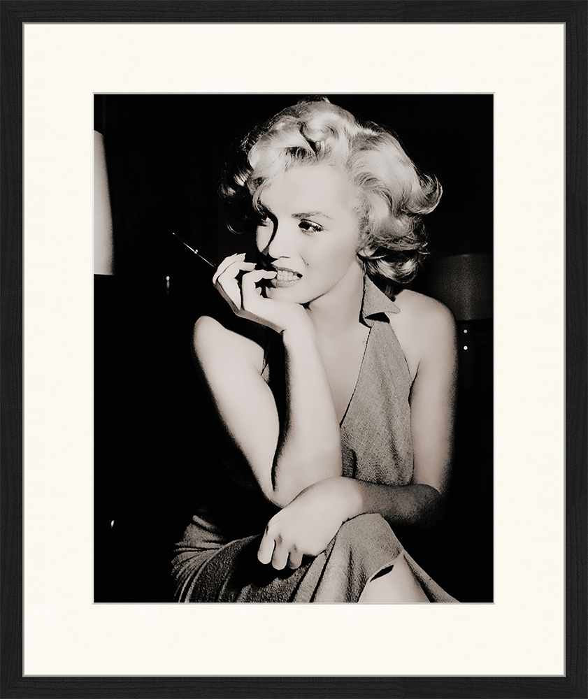 Nero Stampa artistica con immagine di Marilyn Monroe incorniciata in vendita all'ingrosso su Faire8