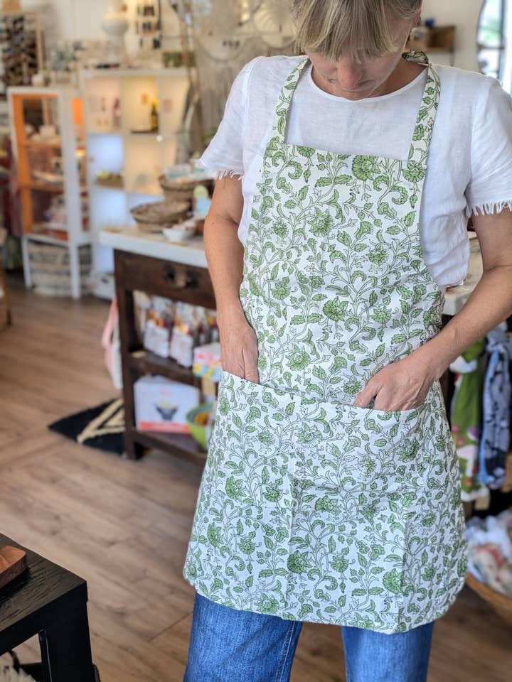 Meadow Vine Apron for wholesale by Curiosity