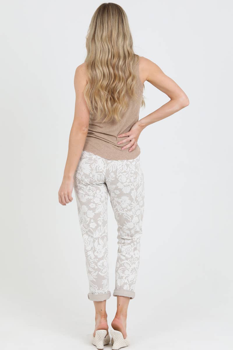 Nostalgia - Wholesale Pants - Women's - NP746-BW74 FLORAL PRINT JOGGER PANTS11
