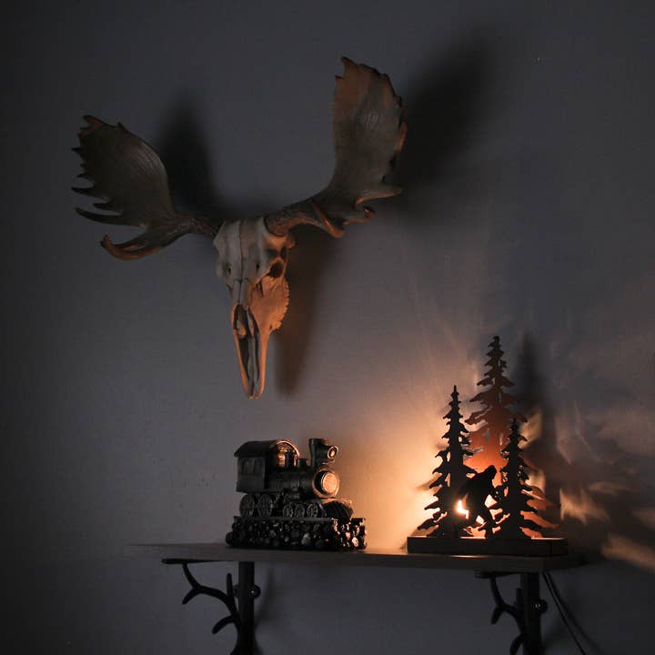 Zeckos - Wholesale Wall Accent - Large Lifelike Bull Moose Skull Hanging Wildlife Statue5