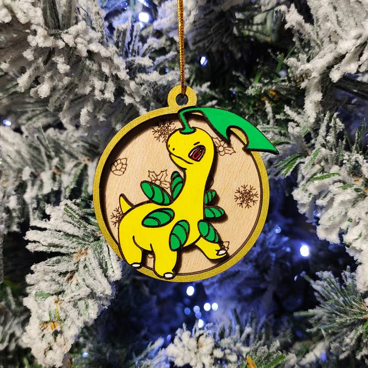 Decorazioni Natalizie in Legno Colorate di Pokémon - Bayleef per la vendita all'ingrosso da parte di Herbs&Belles