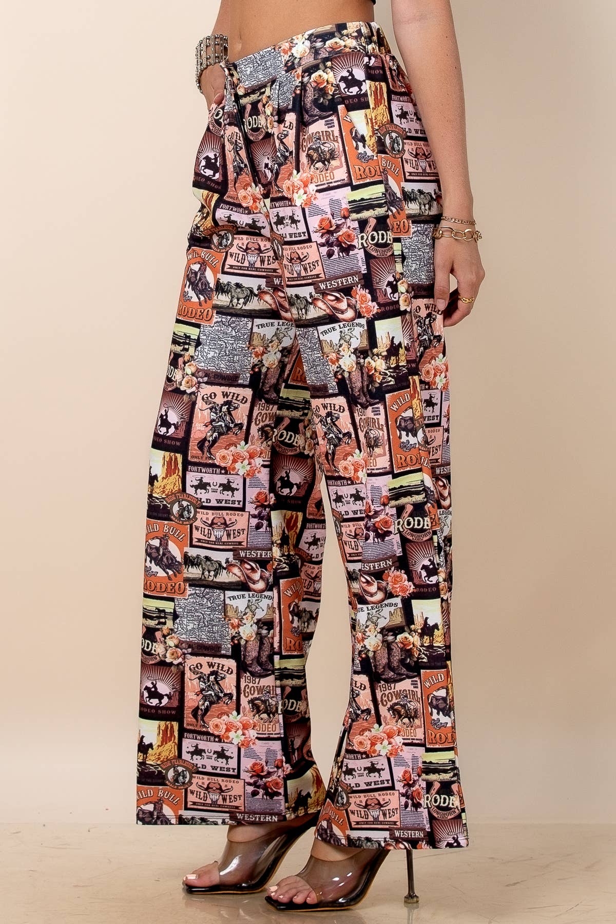 Imprimer Pantalon imprimé chevaux galopants floraux occidentaux P1261-6342 en vente sur Faire2