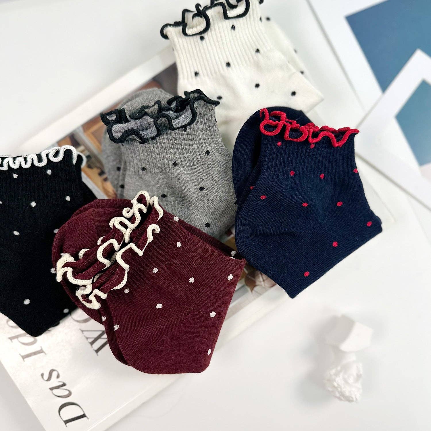 7DAYSSOCKS - Wholesale Socks - Women's - Women's Crew Frill Dot Socks3