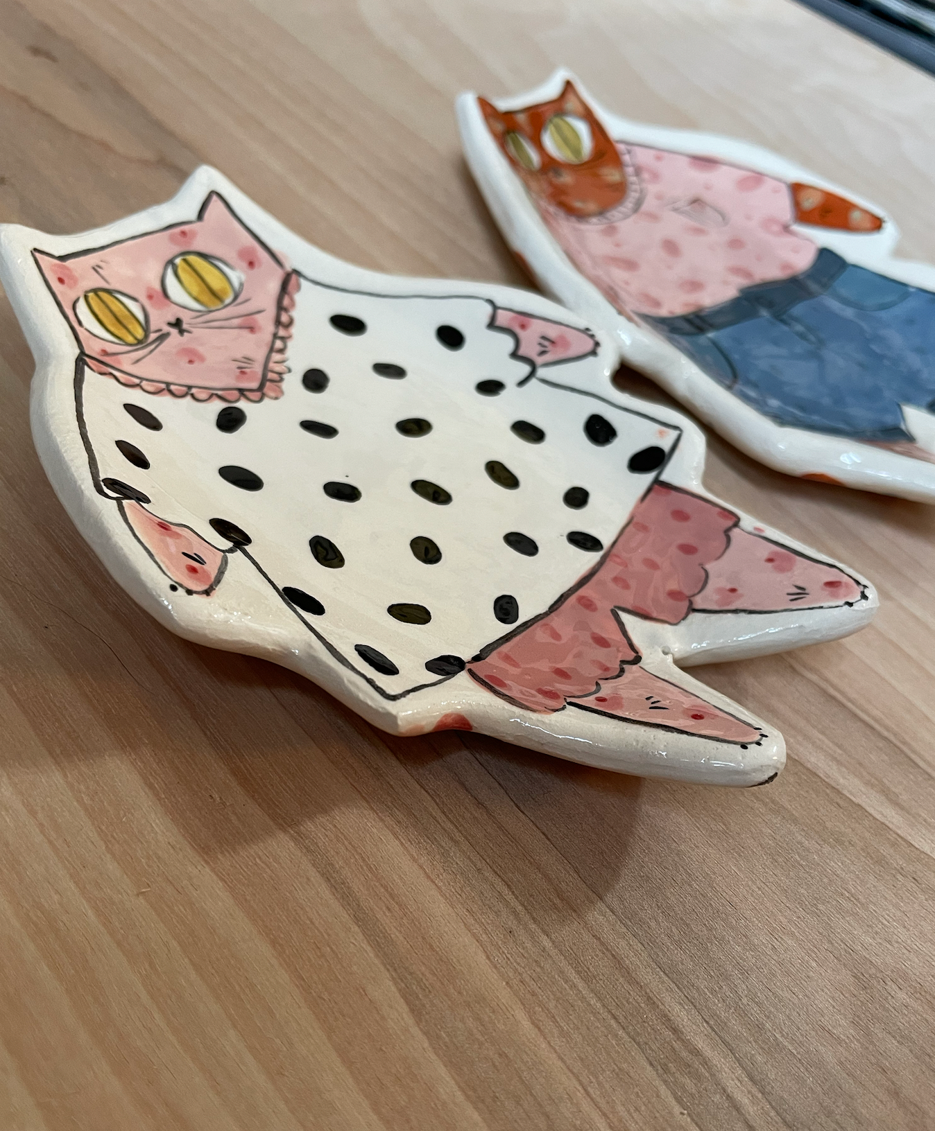 By Bianca Rae - Wholesale Decorative Plate/Dish/Bowl - Barb The Pink Cat In Black and White polkadot Moomoo Dress2