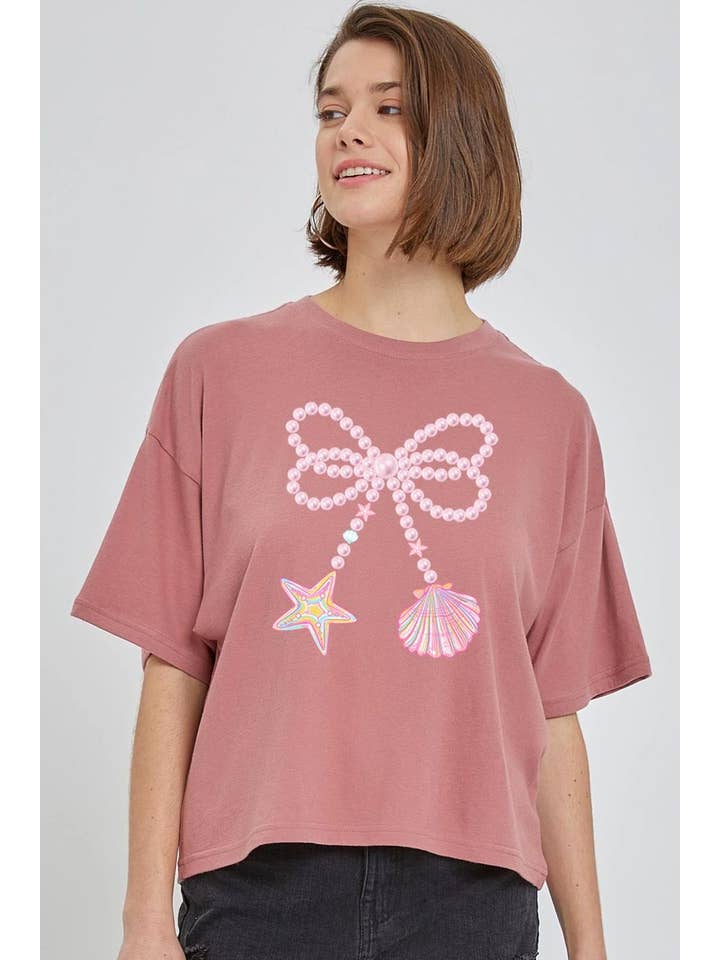 COLORBEAR - Wholesale T-shirt (graphic) – women's - Pink Clam Pearl Bow Graphic Relaxed Crop Top1