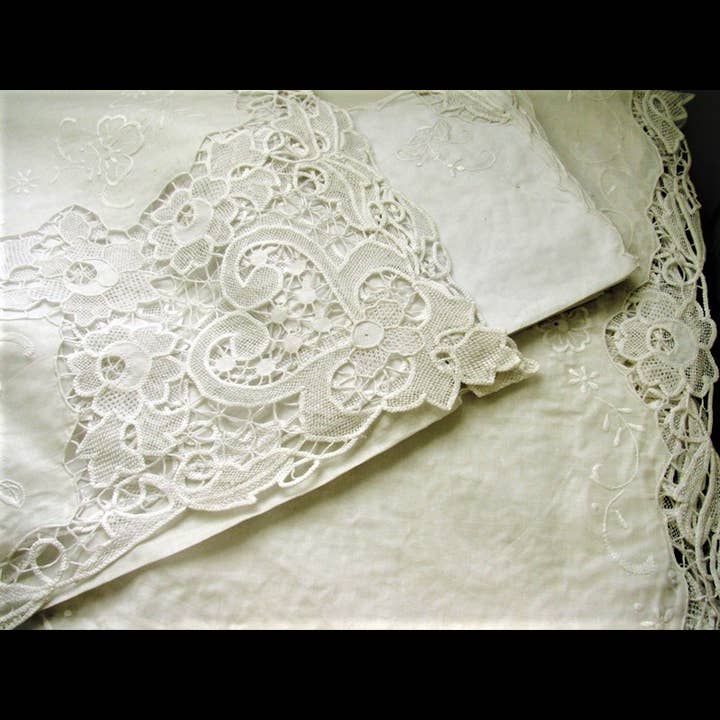 Eastern Sunrise Lace And Linens Inc. – wholesale Duk – Point de Venice Needle Lace Sällsynt tyg Bomull Organdy Bord