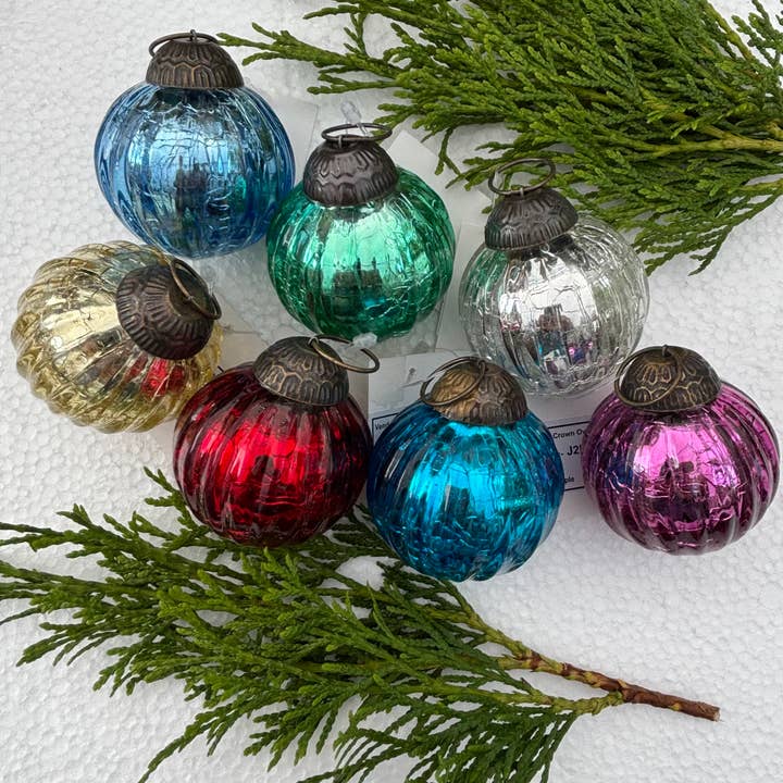 Silk Road Traders - Wholesale Christmas decoration - 2" Ball Glass Christmas Ornament Silver1