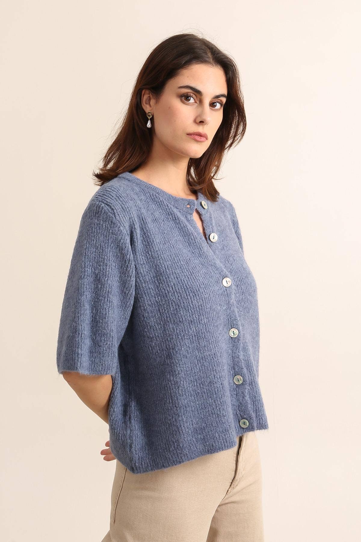 LÉA & LUC – Großhandel Strickjacke – Damen – Damen-Cardiganweste REF. 50755 aus weichem Strick8