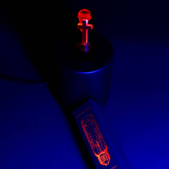 Nocturna - Wholesale Light Bulb/Puck - Red Crucifix & Red Cross Neon Light bulbs