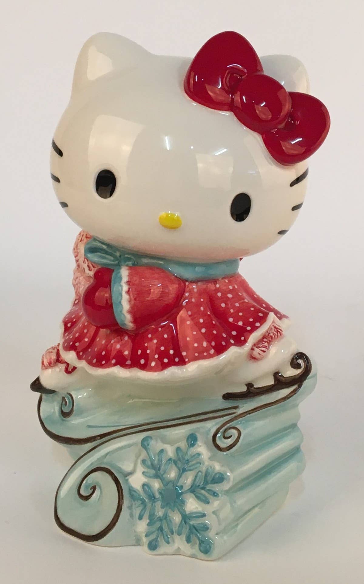 Blue Sky Clayworks - Wholesale Decorative Figurine - HELLO KITTY ICE SKATING FIGURINE