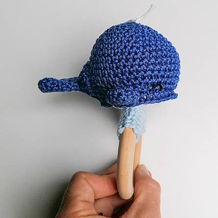 Rattle - Felicie, the Whale for wholesale by Sossoux