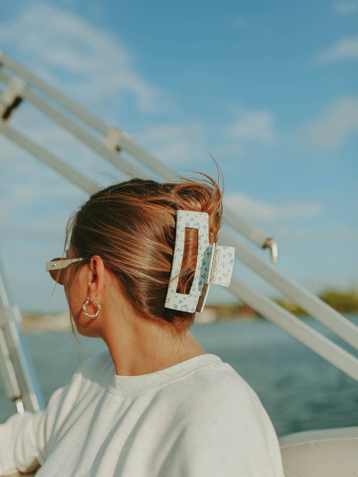 XL Double Spring Claw Clip for wholesale by Dreamy Sundays