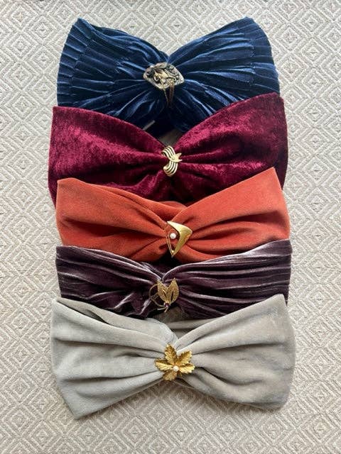 brooch ribbons velvet for wholesale by TURBANTRULLAS