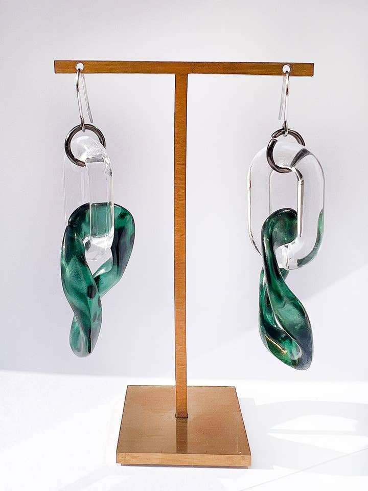 Infinite Colors Tortoise Green Clear Chain Earrings for wholesale by cukimber