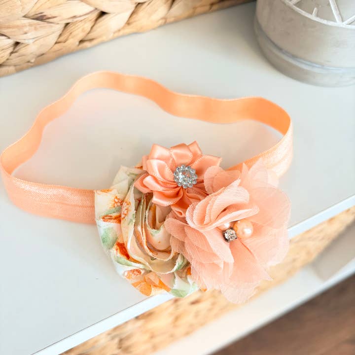 Baby-Pfirsich-Stirnband, Blumen-Pfirsich Shabby-Chic-Stirnband für den Großhandel von Jazy and Eve