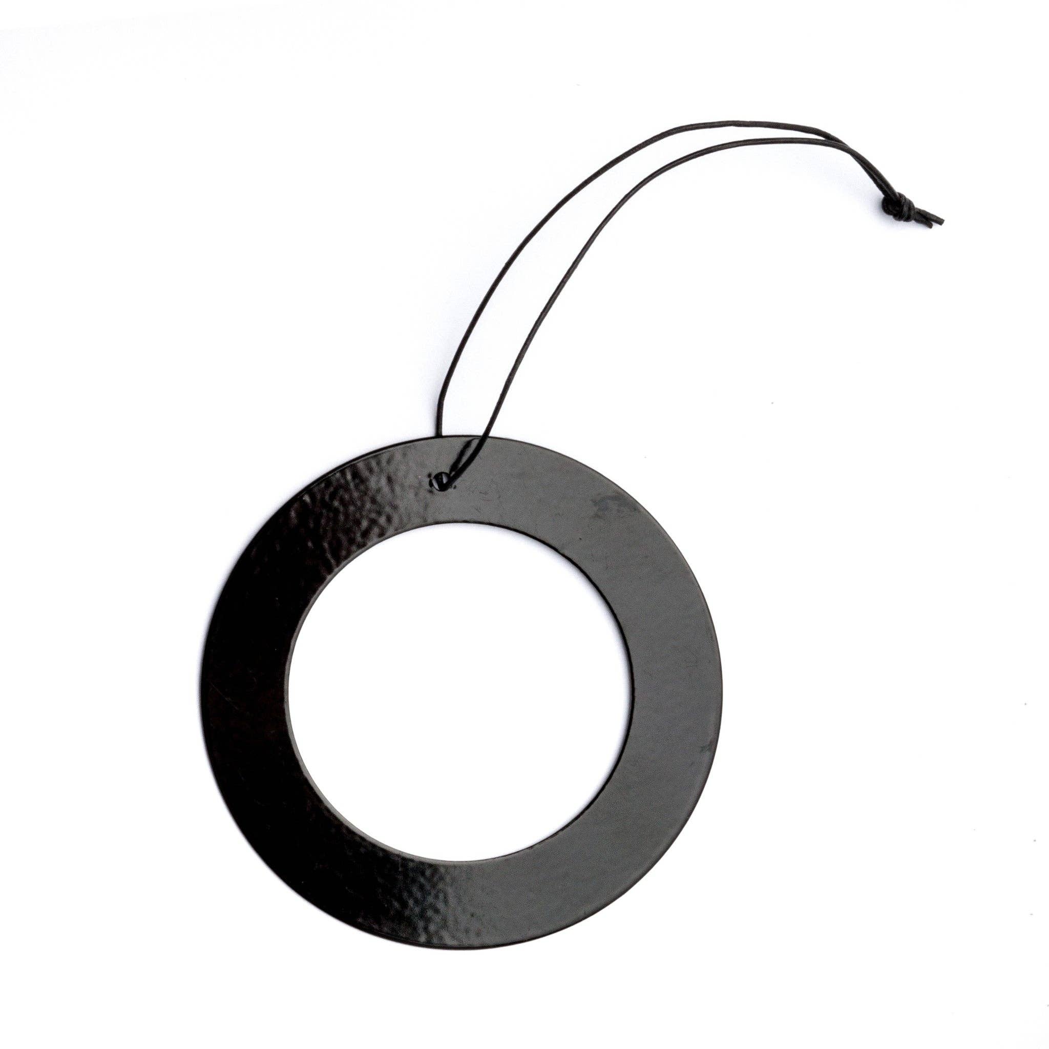 Nordstjerne - Vendita all'ingrosso Decorazione - Decorazione natalizia a cerchio nera con cordino in pelle0