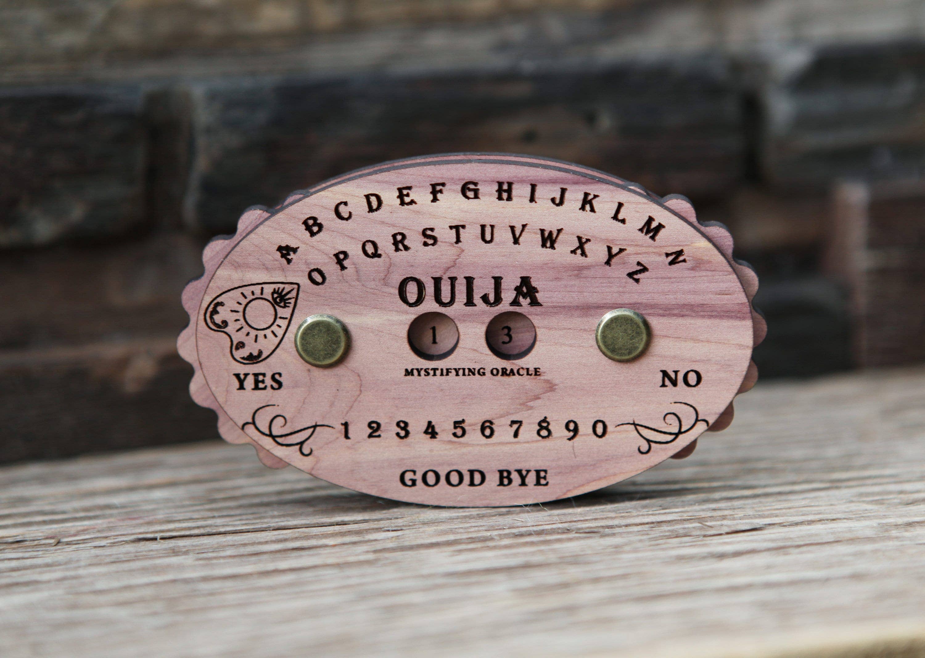 Sunrise Grove - Wholesale Brei- en haakbenodigdheden - Houten rijenteller in Ouija-bordstijl met wijzerplaten7