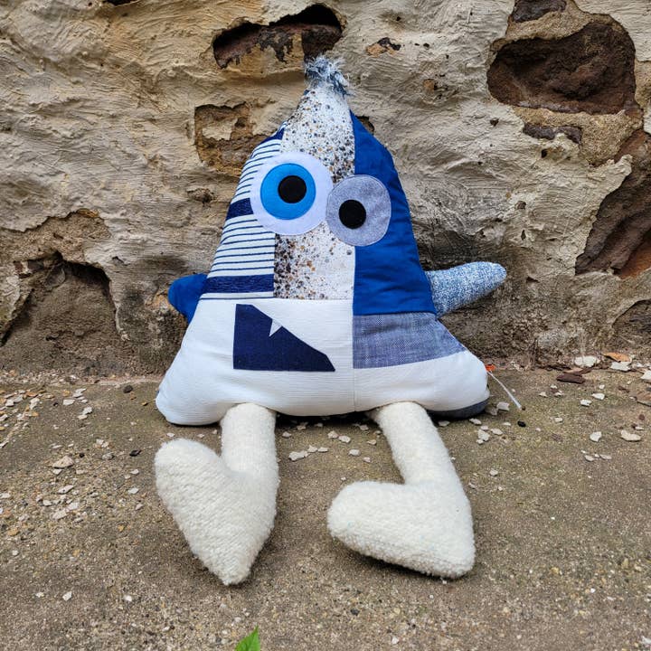 Monsters On Main - Wholesale Decorative Figurine - Extra Large Monster Bundle - 2 pk5