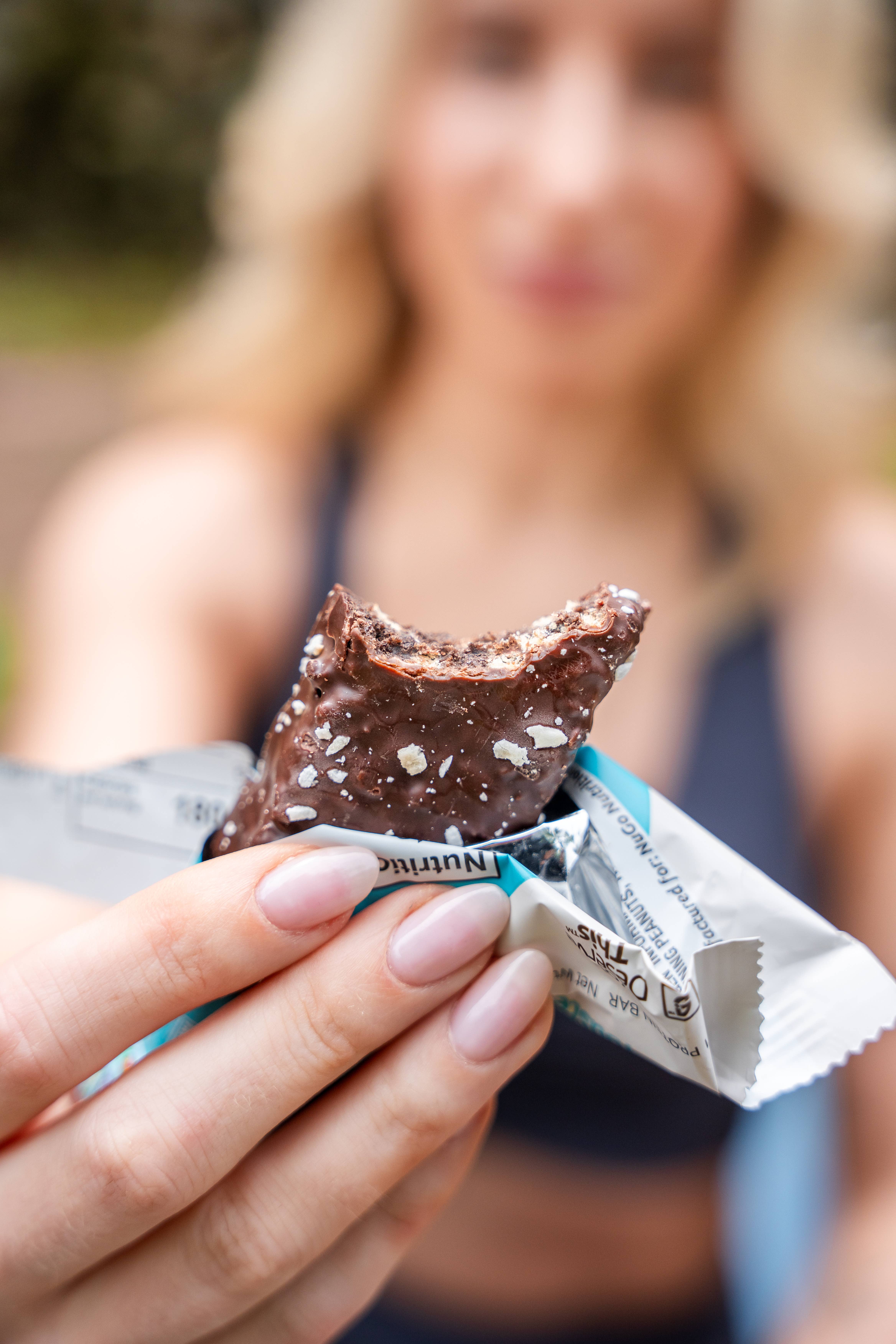 NuGo Nutrition - Wholesale Snack Bar - NuGo Slim Toasted Coconut Protein Bar5