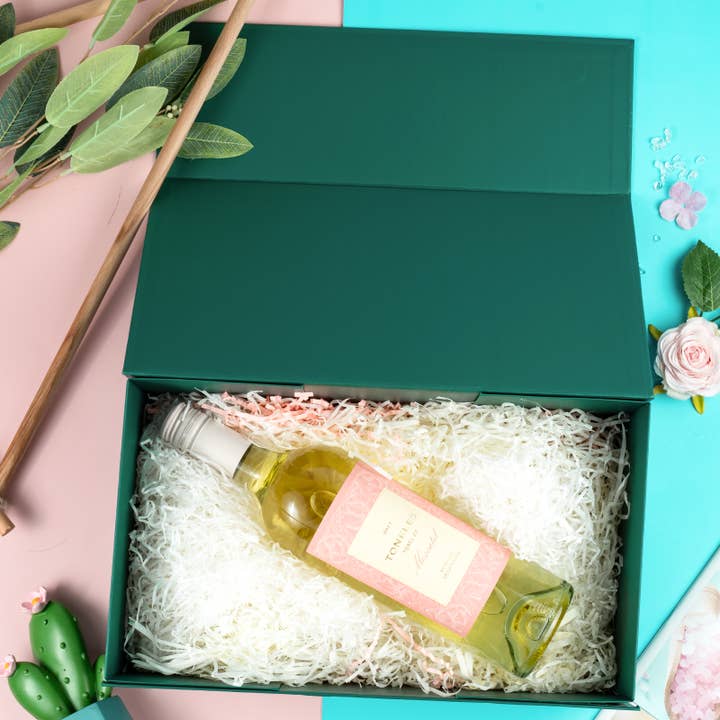 Custom 11.8x5.9x3.9Inch Collapsible Gift Box with Magnetic for wholesale by Wrapaholic Gifts & Packing Company