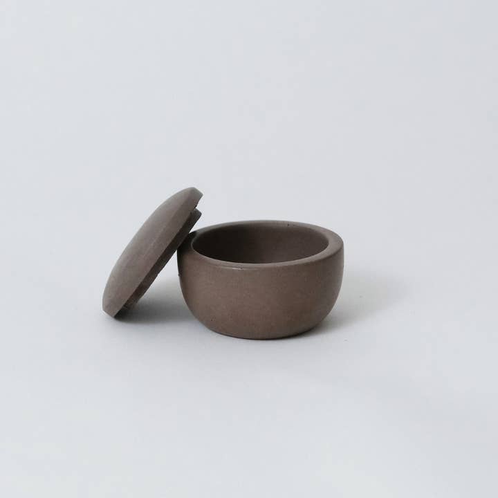 Mindful Cements - Wholesale Jar - Small Pot with Lid1