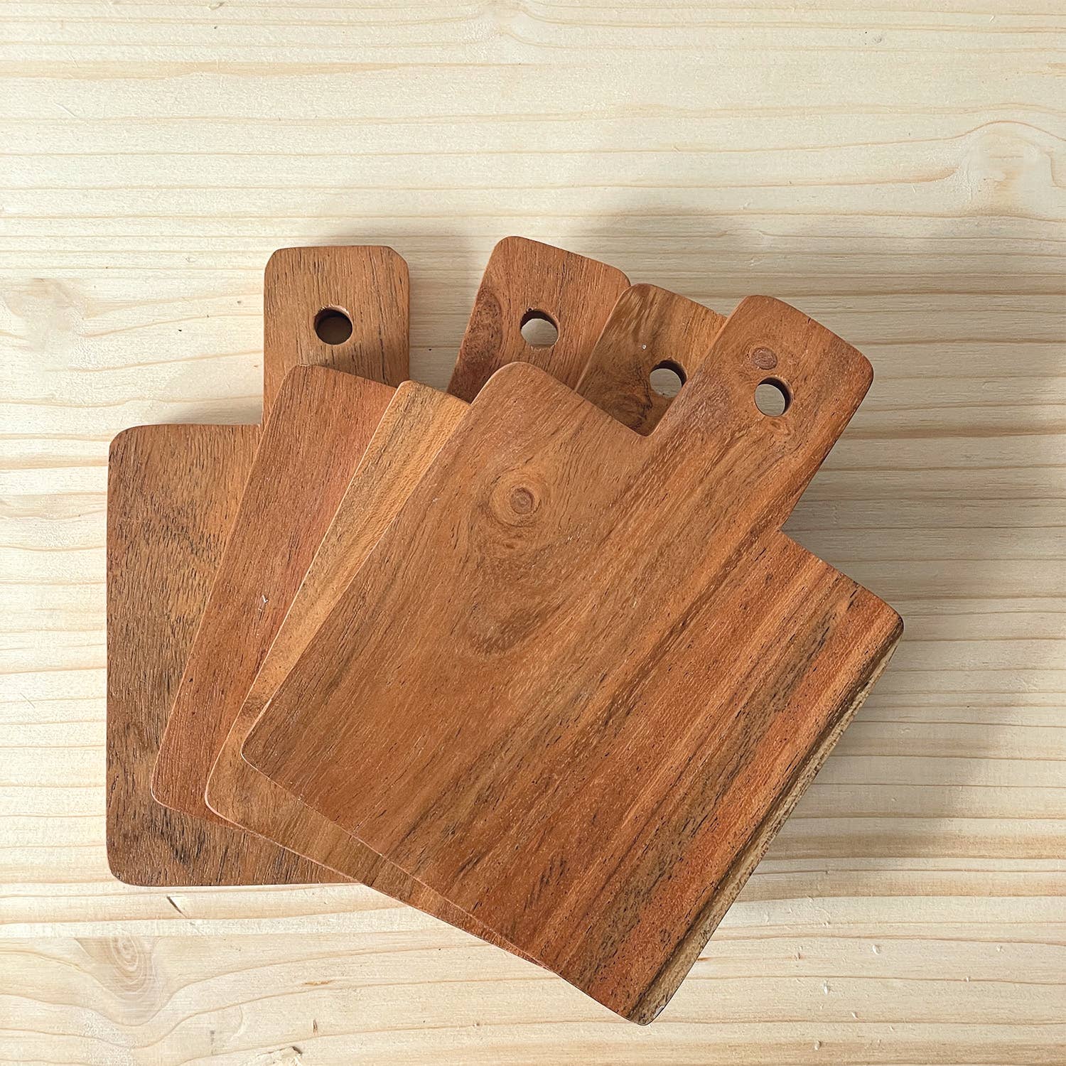 Natural Set of 4 mini wooden boards L14 W10 H1cm for wholesale on Faire5