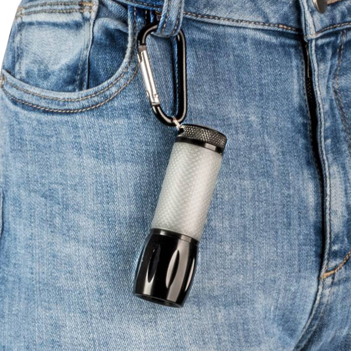 Carson - Vente Lampes de poche - Lampe de poche LED compacte, avec poignée en caoutchouc phosphorescente1