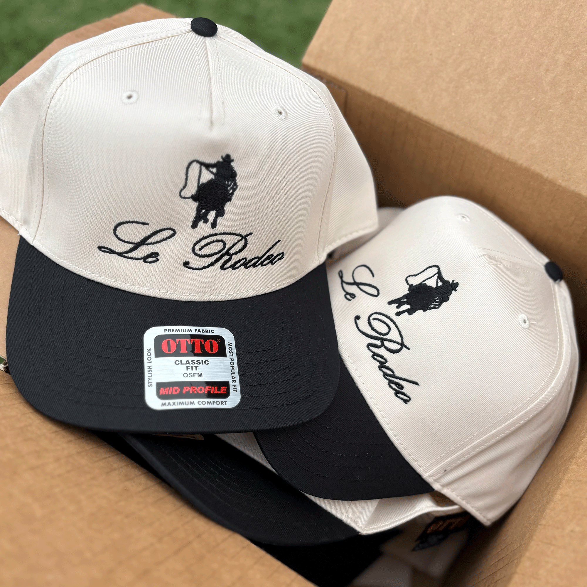 PAYRESPECTS - Vendita all'ingrosso Cappellino  da camionista - Unisex - Cappello Vintage Trucker Rosso Bianco e Boujee, Cappello del Quattro Luglio20