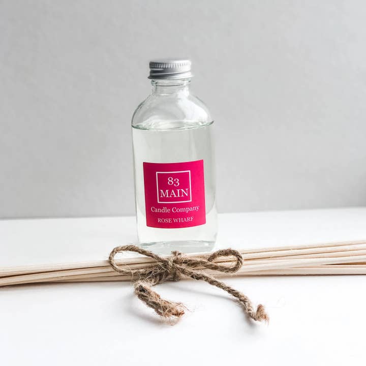 Diffuseur Rose Wharf pour la vente par 83 Main Candle Company