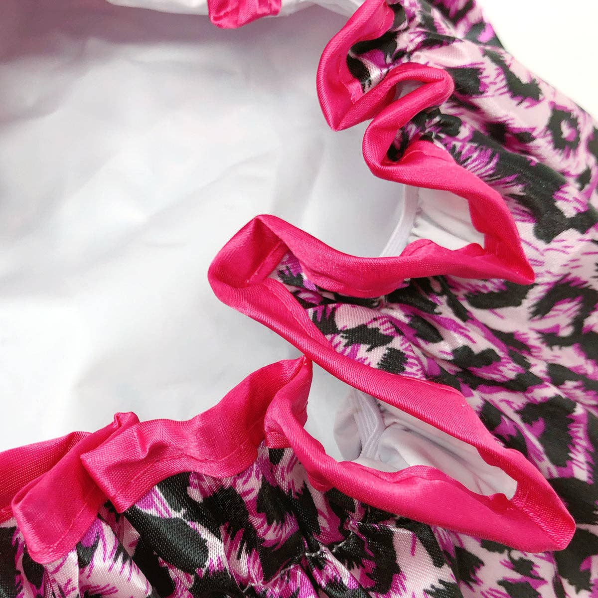 Wrapables.com - Wholesale Showercap - Wrapables Reusable Women's Waterproof Shower Caps20