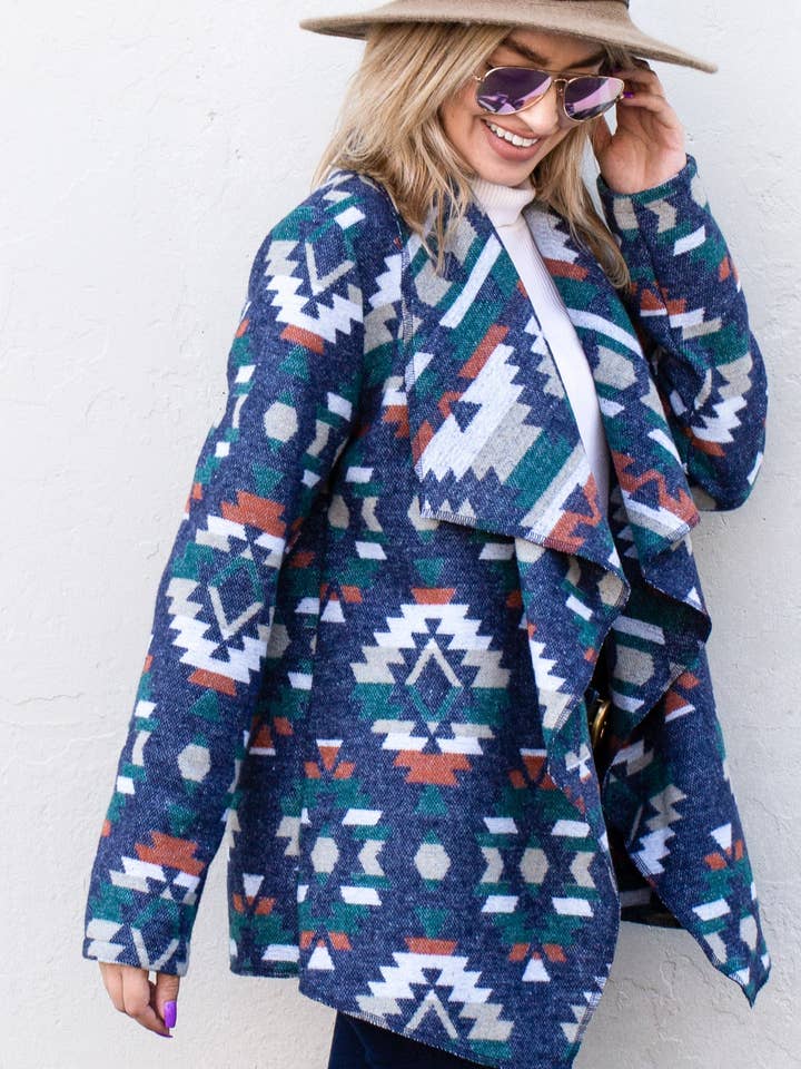 AND THE WHY – Großhandel Strickjacke – Damen – ATW14263 - Cardigan-Jacke mit Aztekenmuster und Revers