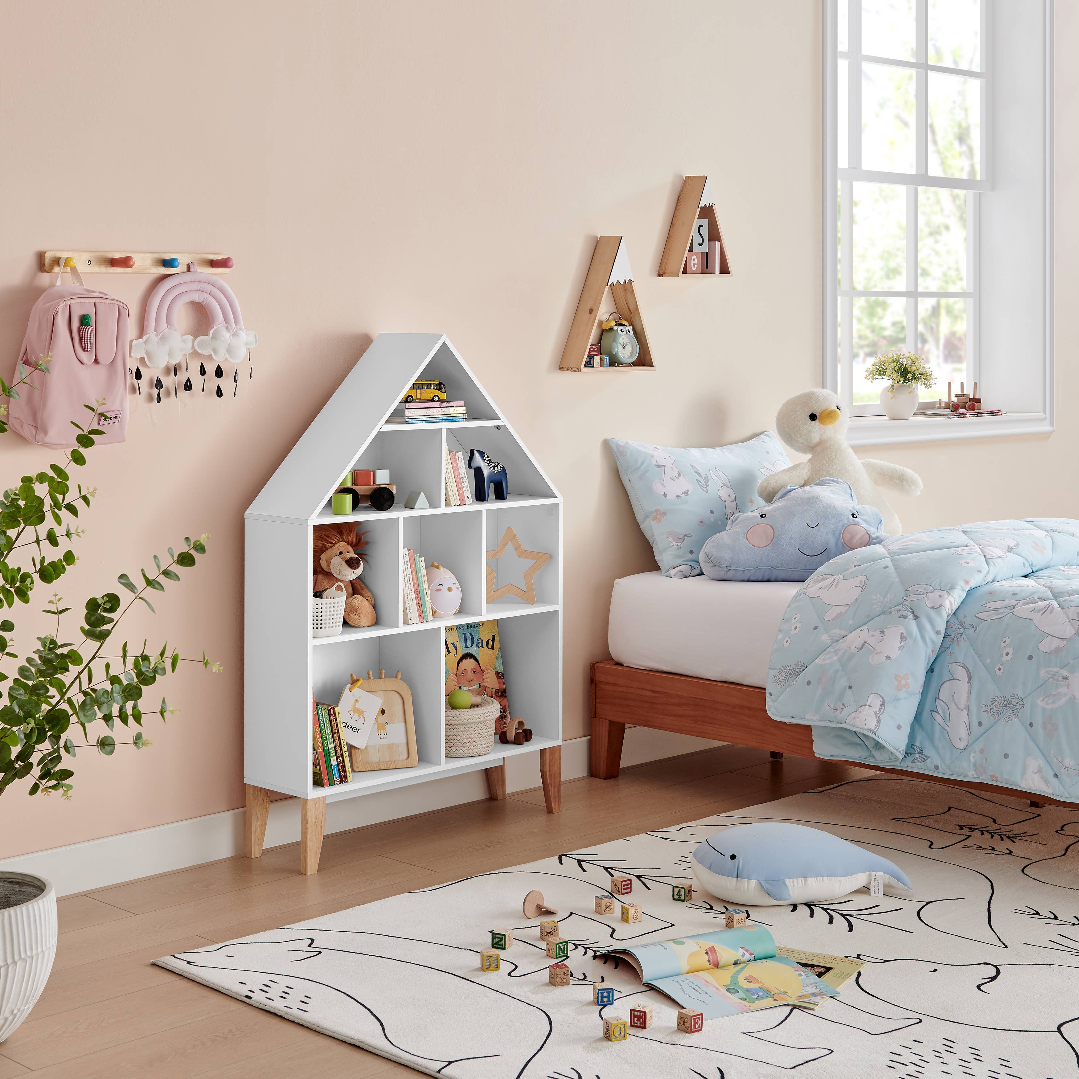 Danya B - Vente Bibliothèques - Étagère Steiner White Dollhouse pour enfants avec pieds en hêtre9