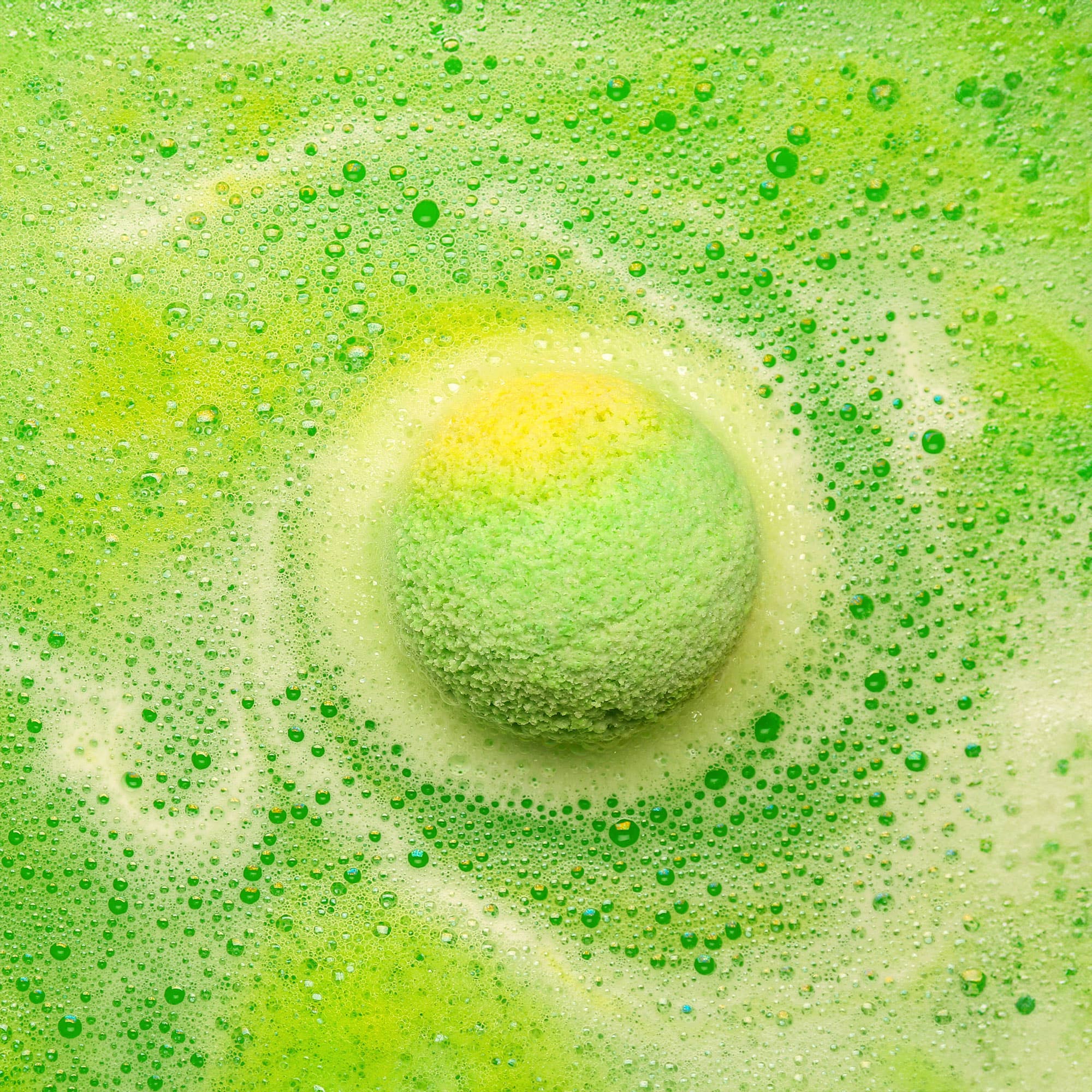 AW Aromatics Limited – wholesale Bath bomb/fizz –   White Label Pepermint & Tea Tree Bath Bomb 180g4