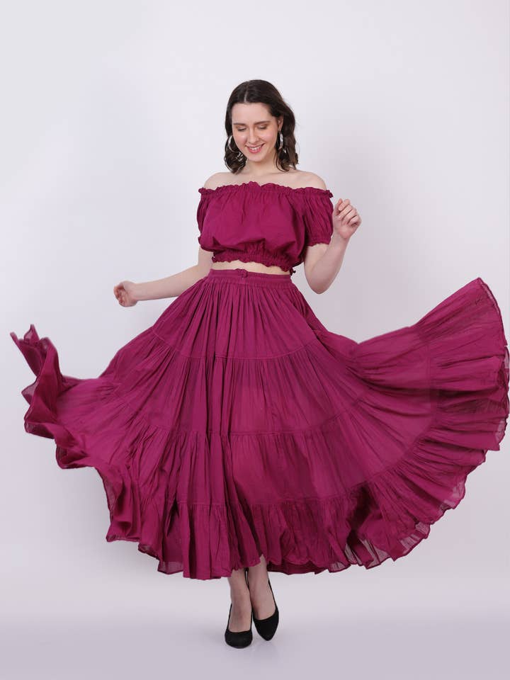 Wevez - Wholesale Skirt - Women's - American Tribal Style 25 Yards Cotton Renaissance skirt1