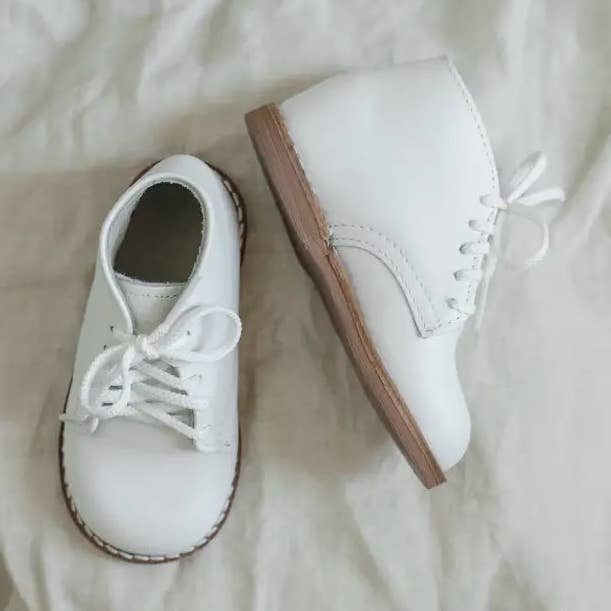 Henry First Walker - Hvid for engroshandel hos Zimmerman Shoes