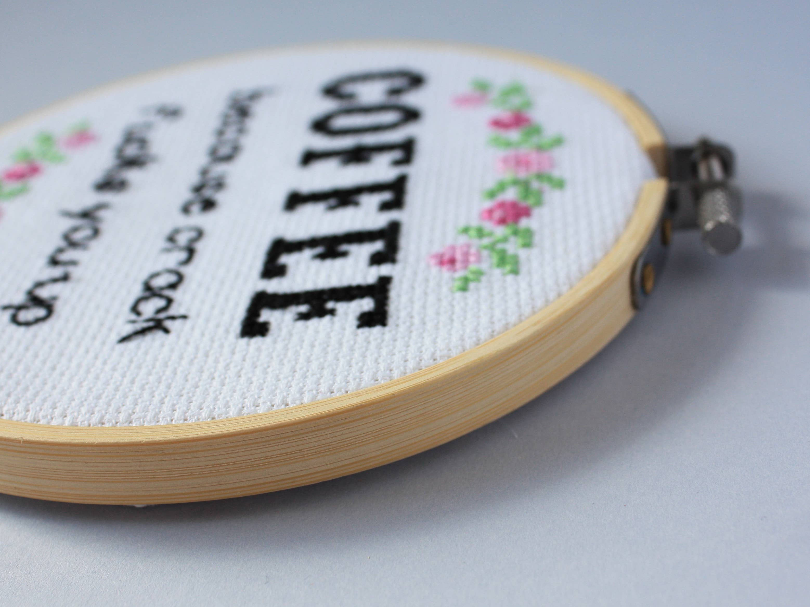 Curious Twist - Wholesale Doe-het-zelf-knutselset - Coffee - Kruissteekset voor beginners3