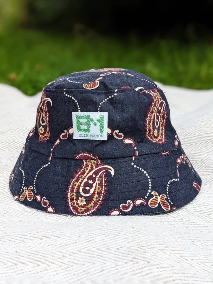 Der nachhaltige Paisley-Bucket-Hut für den Großhandel von Elin Manon