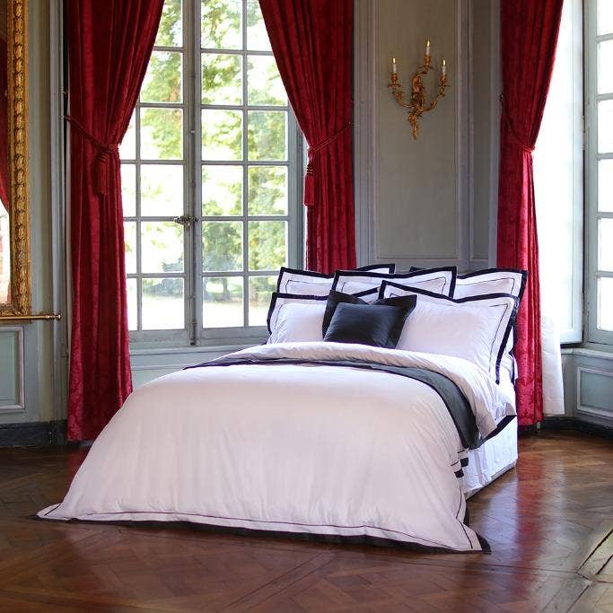 Crown Goose - Wholesale Bedding Set - Jardinne Collection, Majestic Charcoal Full0