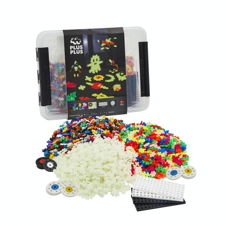 Coffre Découverte Phosphorescent - 2000 Pcs - PLUS PLUS pour la vente par Kontiki