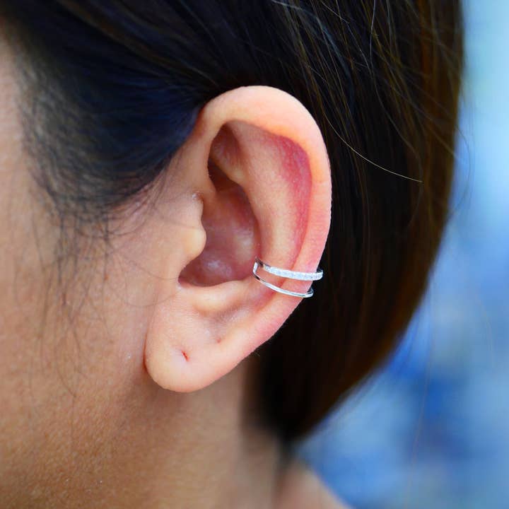 Bluelily925silver - Wholesale Cuff/Wrap Earrings - SE530 - EAR CUFF 2 LINE CZ 11MM