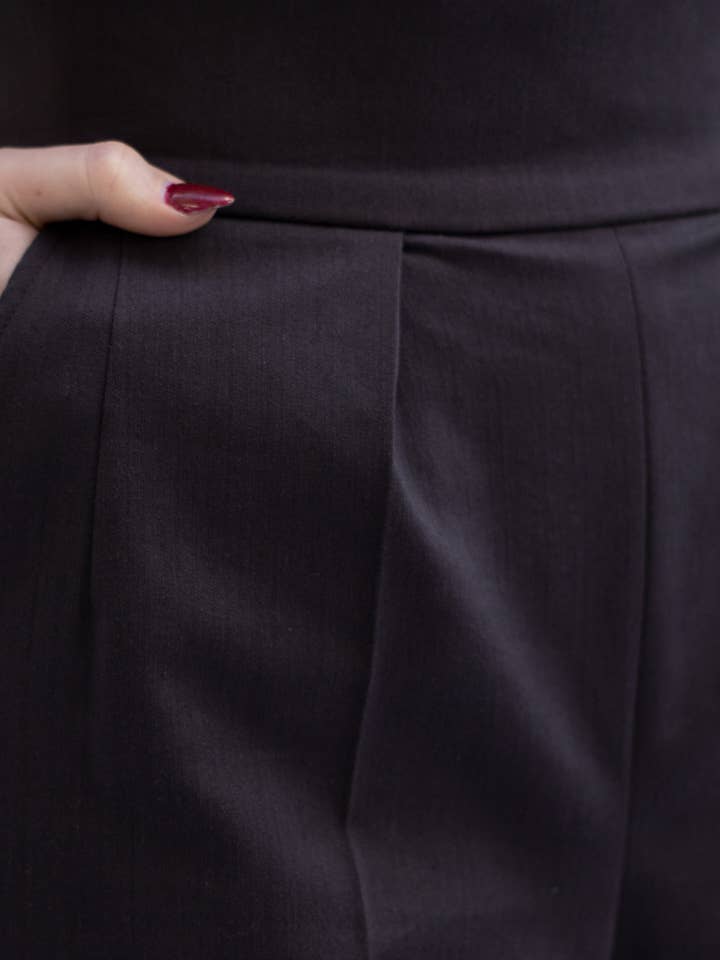 Gabriele Sabe - Wholesale Pants - Women's - Brooke, wide pants with a broad waistband3