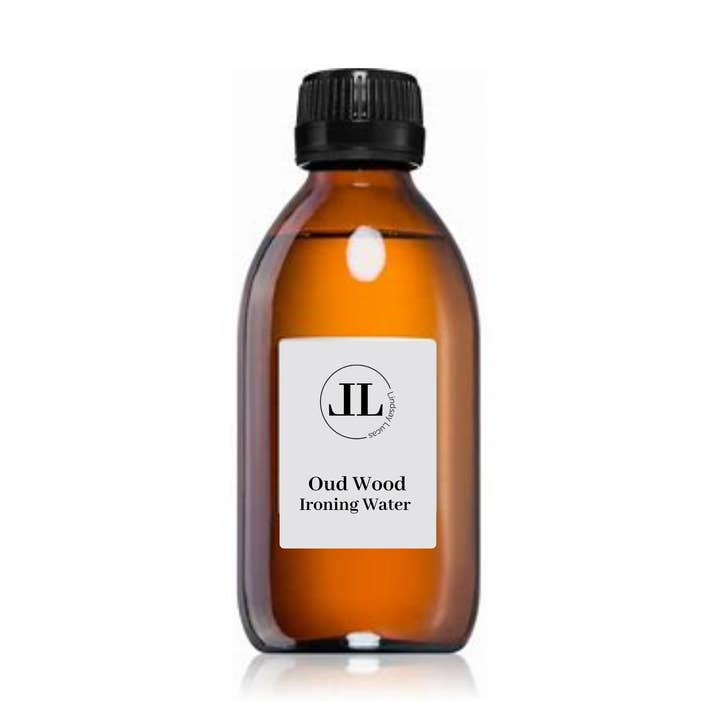 Iron Anti Wrinkle Decrease Spray 500ml Glass Bottle Natural for wholesale by Lindsay Lucas Candles