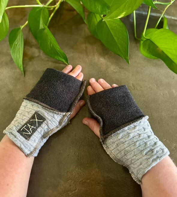 Jax Upcycled - Wholesale Gloves - Unisex - NO "JAX" LABEL Upcycled Unisex Fingerless Gloves8