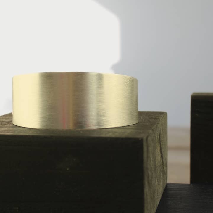 Braccialetto Theia Statement Cuff placcato in oro per la vendita all'ingrosso da parte di Dansk Copenhagen