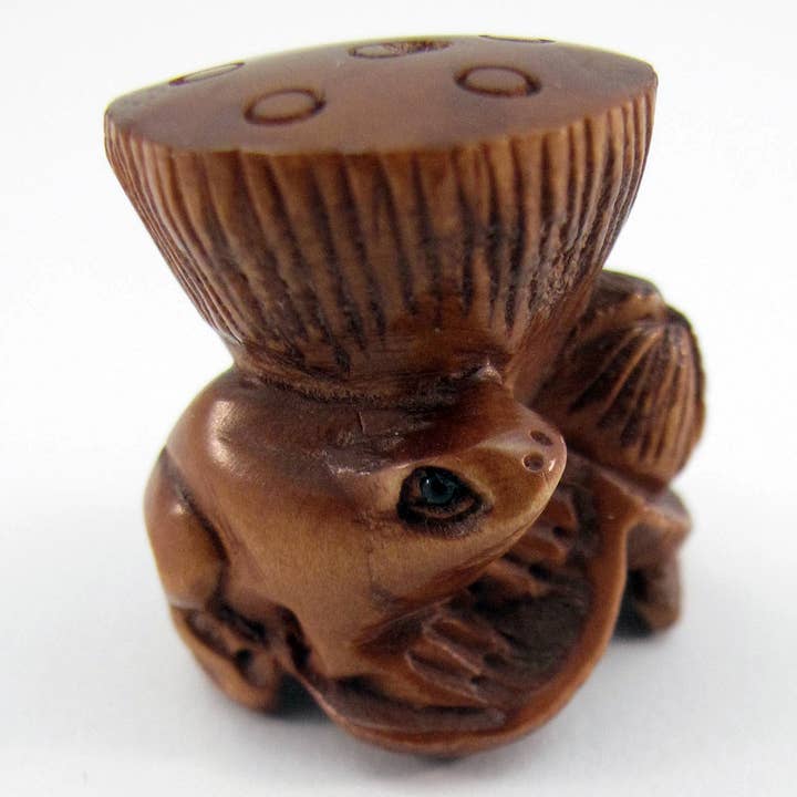 Tika - Wholesale Decorative Figurine - Boxwood Ojime - Lotus Frog0